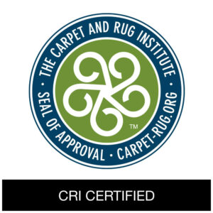 ectqiouop3100b_1 jpg - Aspirador de Pó Comercial 3,7L com Varinha Telescópica e Escova Retrátil, 110V, Sanitaire SC9180B, Preto e Vermelho